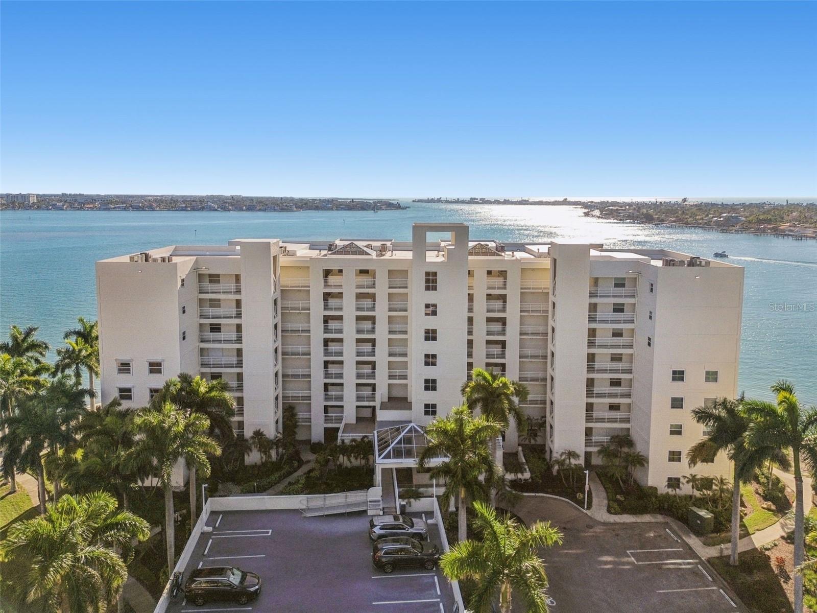 Image 2 of 39 For 6105 Bahia Del Mar Circle 686