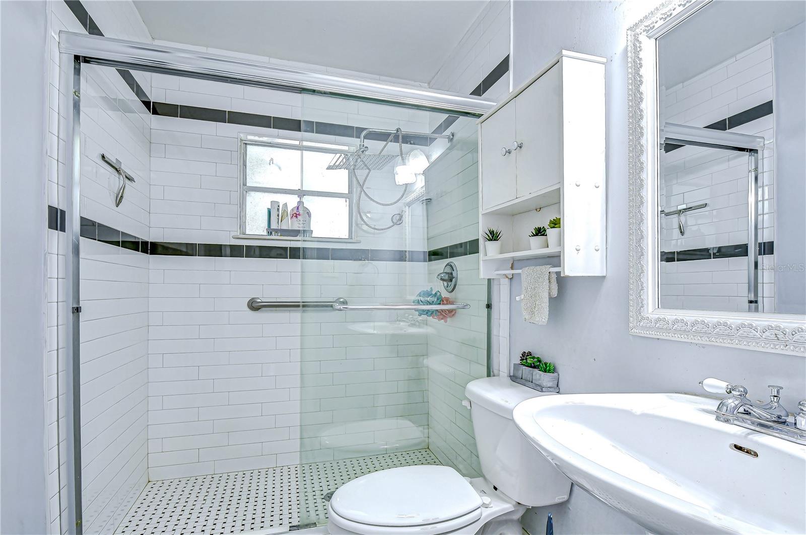 Image 18 of 60 For 8609 29th Street