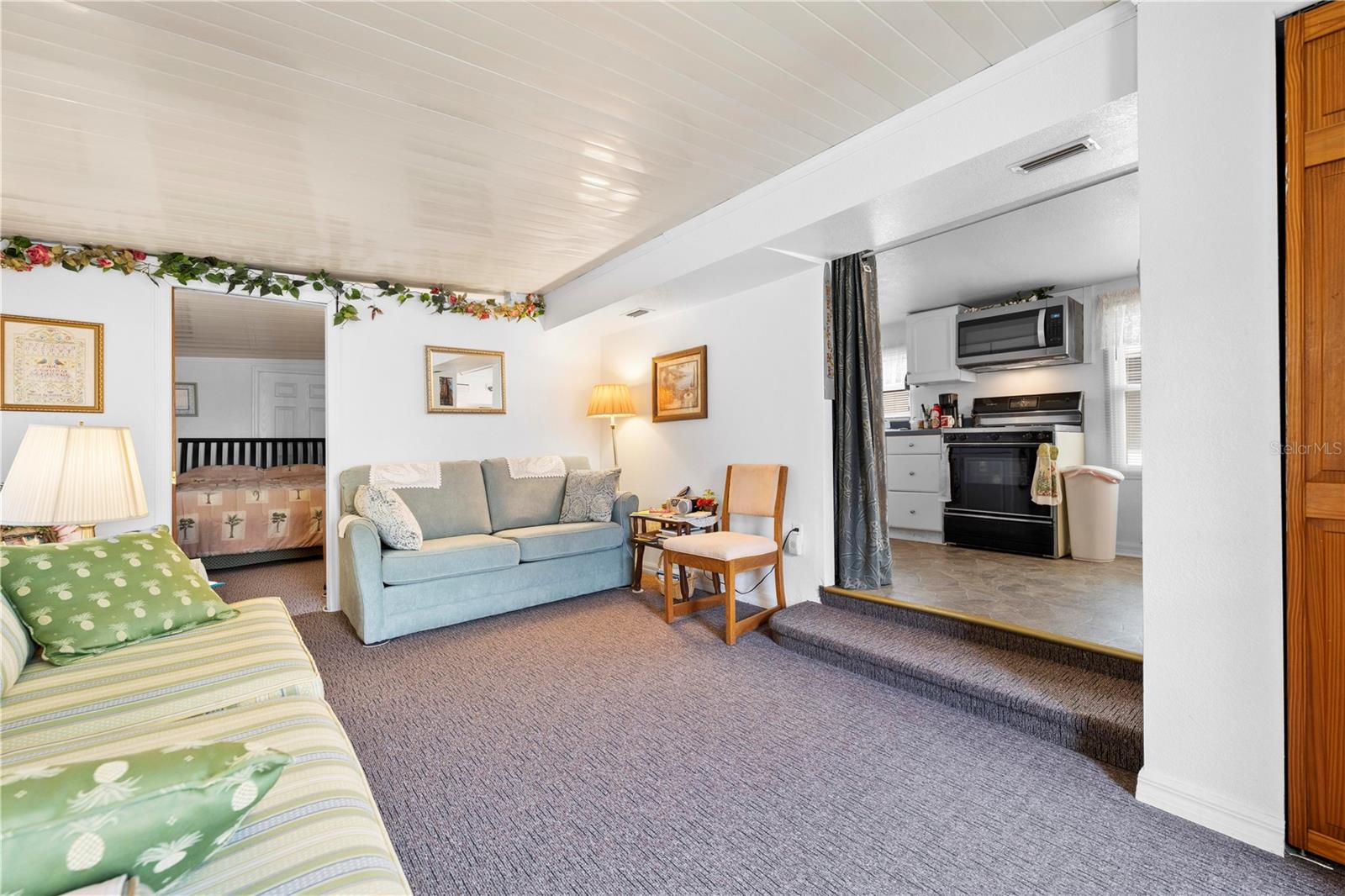 Image 3 of 31 For 2092 Culbreath Road C77