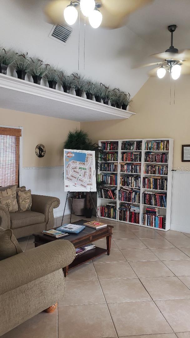 Image 23 of 34 For 455 Alt 19 S 15