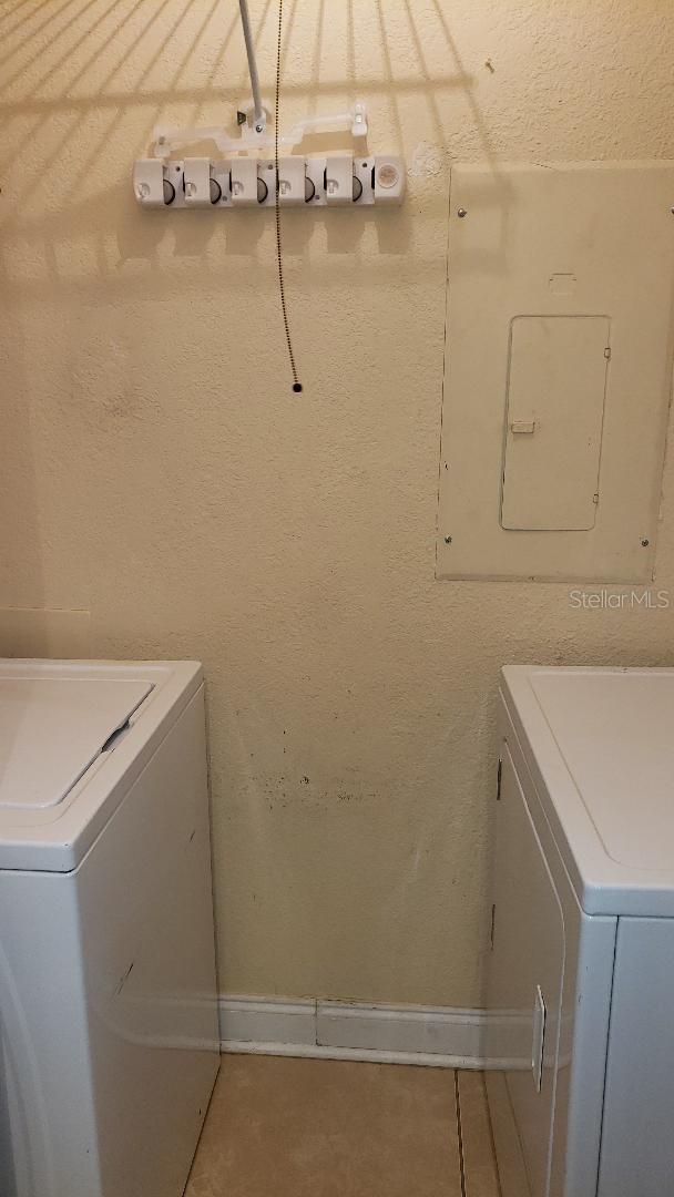 Image 7 of 34 For 455 Alt 19 S 15