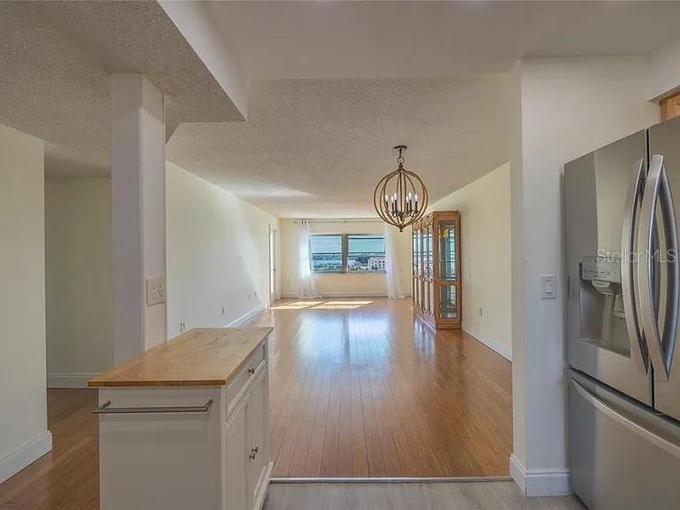 Image 9 of 35 For 4775 Cove Circle 1002