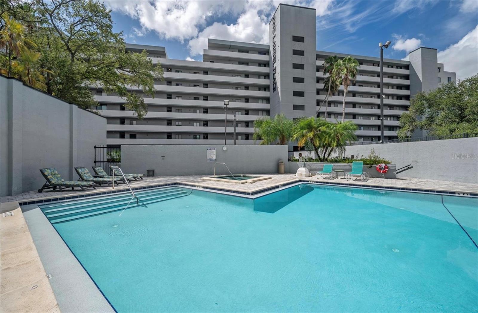 Image 31 of 32 For 201 Laurel Street 1012