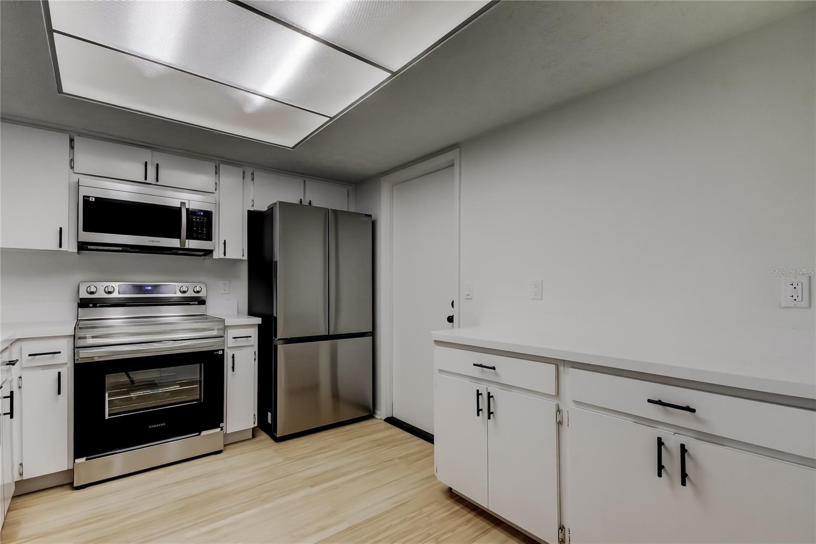 Image 7 of 15 For 4502 Cedarwood Village Drive