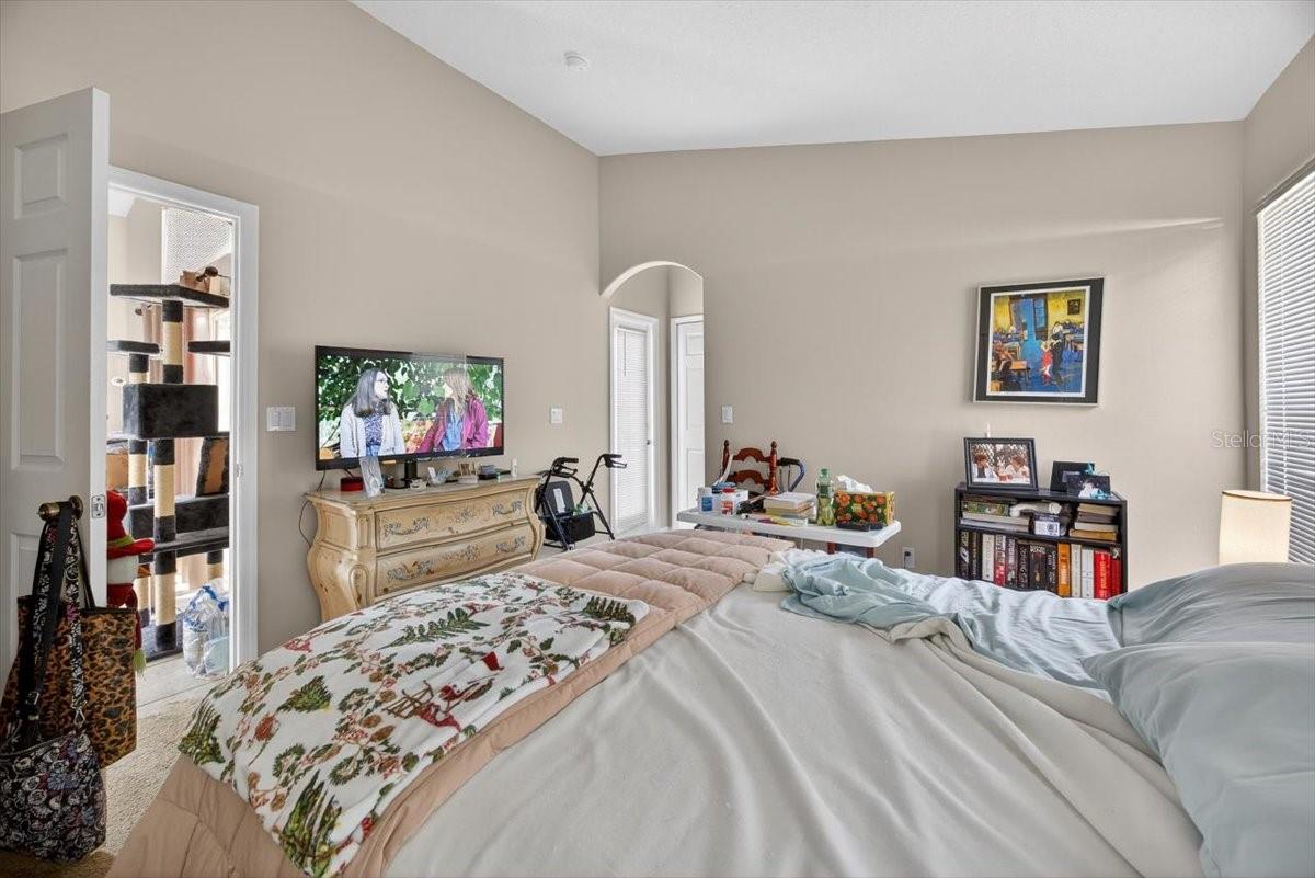 Image 15 of 25 For 15732 Heron Hill Street