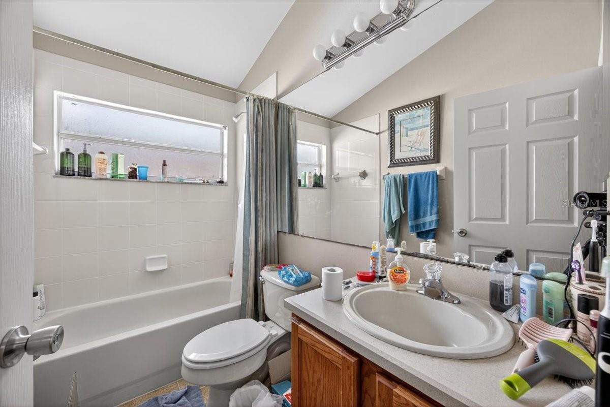 Image 20 of 25 For 15732 Heron Hill Street