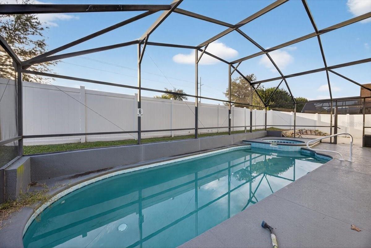 Image 24 of 25 For 15732 Heron Hill Street