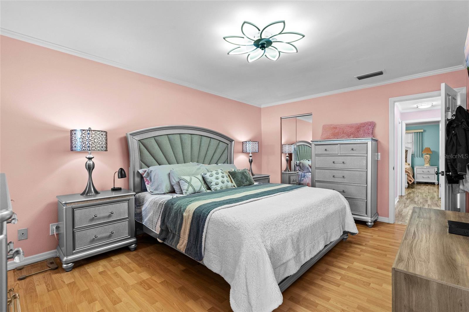 Image 20 of 63 For 2960 59th Street S 215