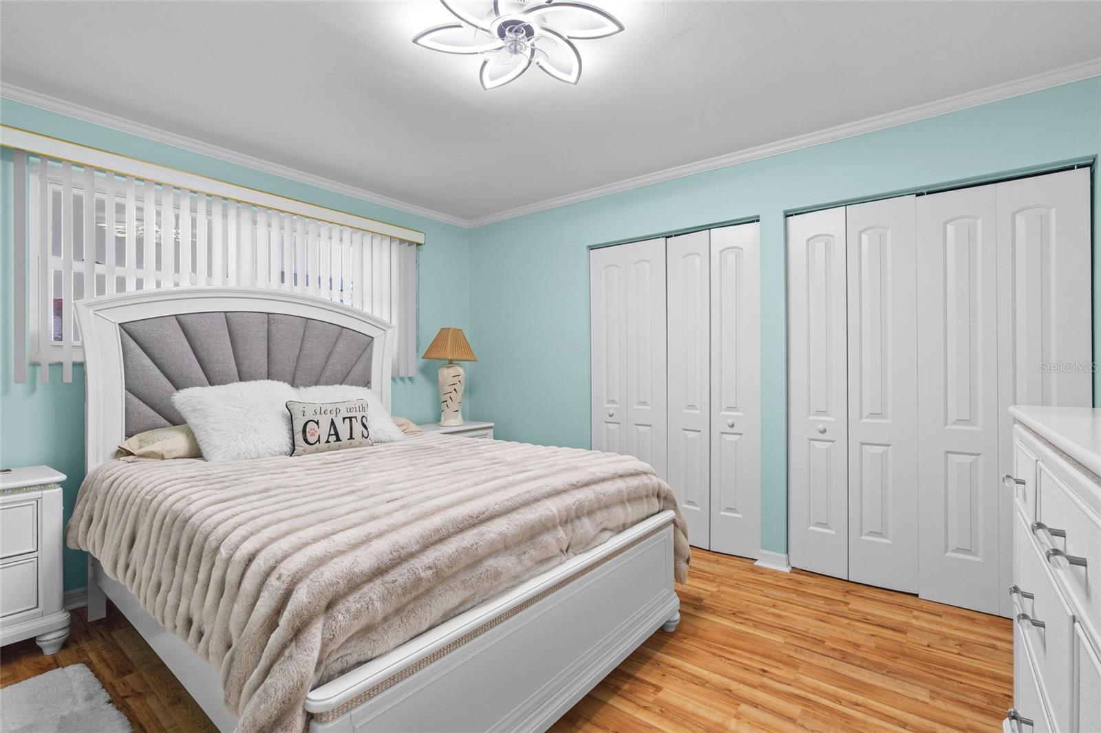 Image 24 of 63 For 2960 59th Street S 215