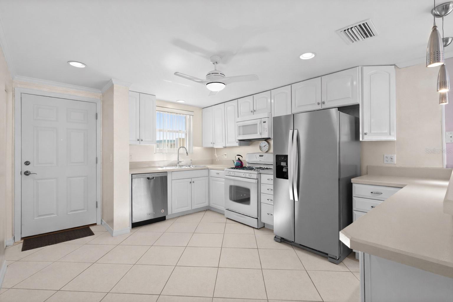 Image 5 of 63 For 2960 59th Street S 215