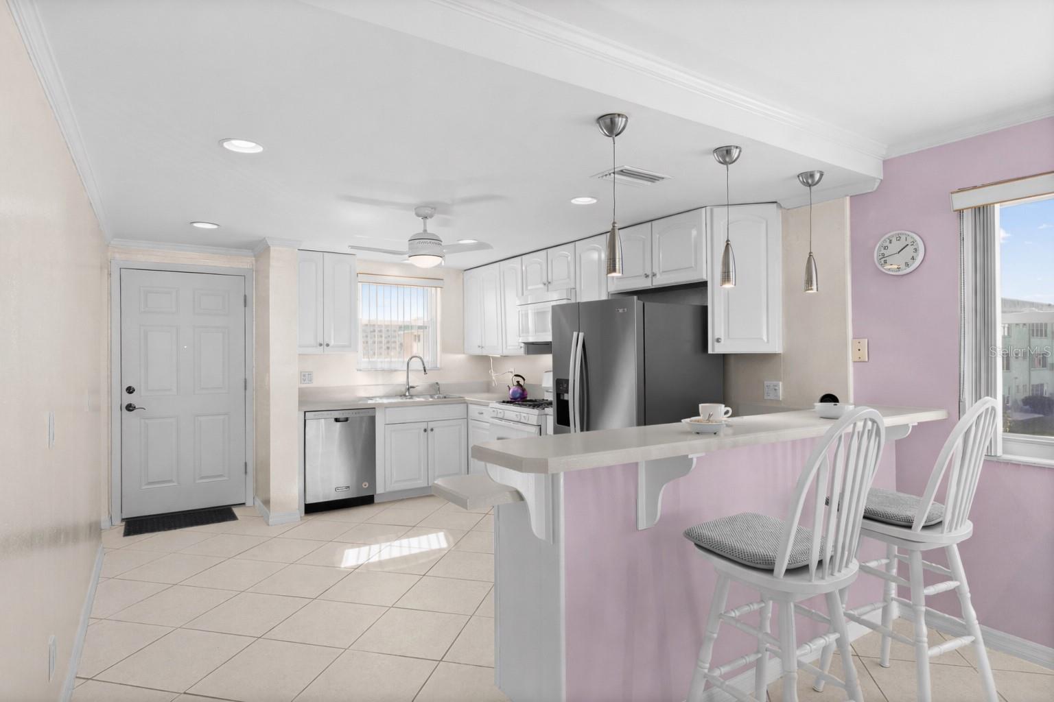 Image 7 of 63 For 2960 59th Street S 215