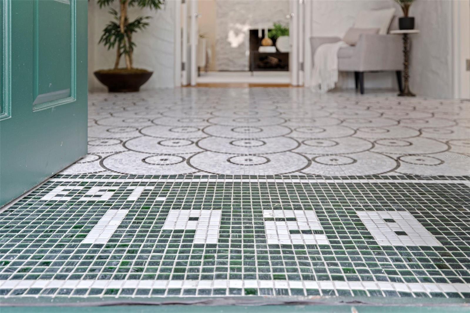 Image 5 of 54 For 1920 Cherry Street Ne