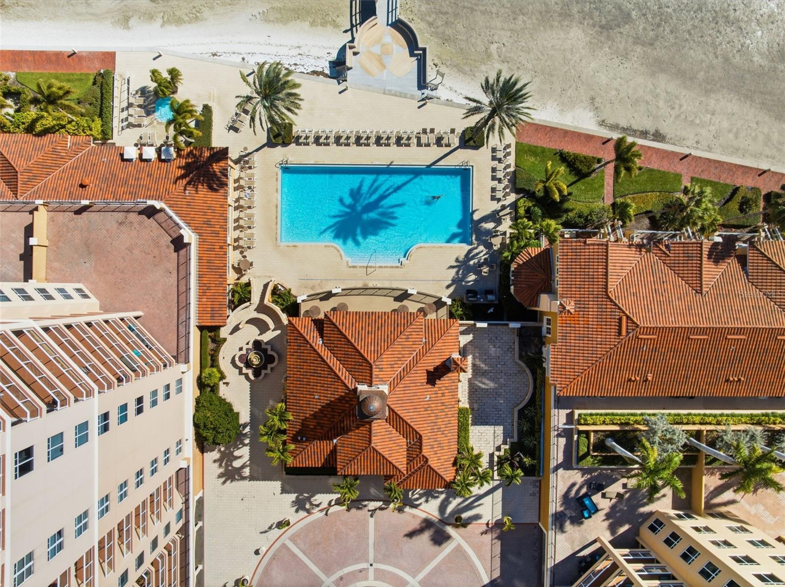 Image 44 of 50 For 521 Mandalay Avenue 307