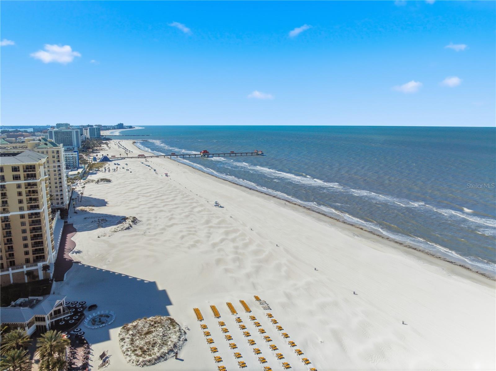 Image 47 of 50 For 521 Mandalay Avenue 307