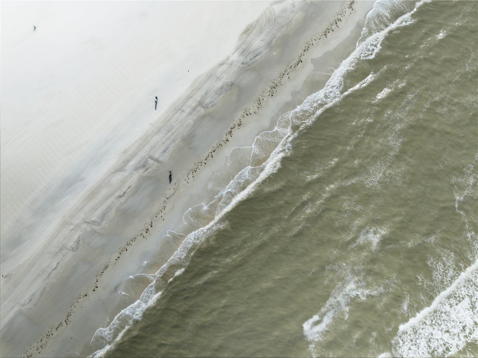 Image 48 of 50 For 521 Mandalay Avenue 307