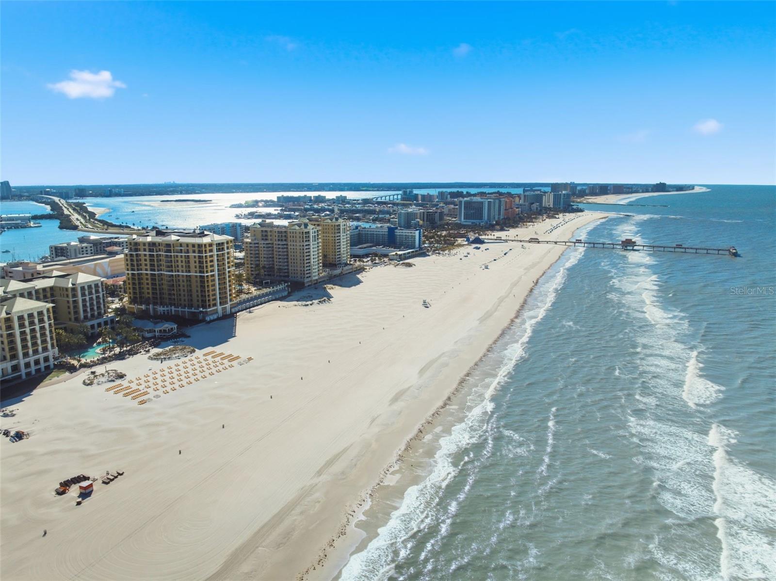 Image 49 of 50 For 521 Mandalay Avenue 307