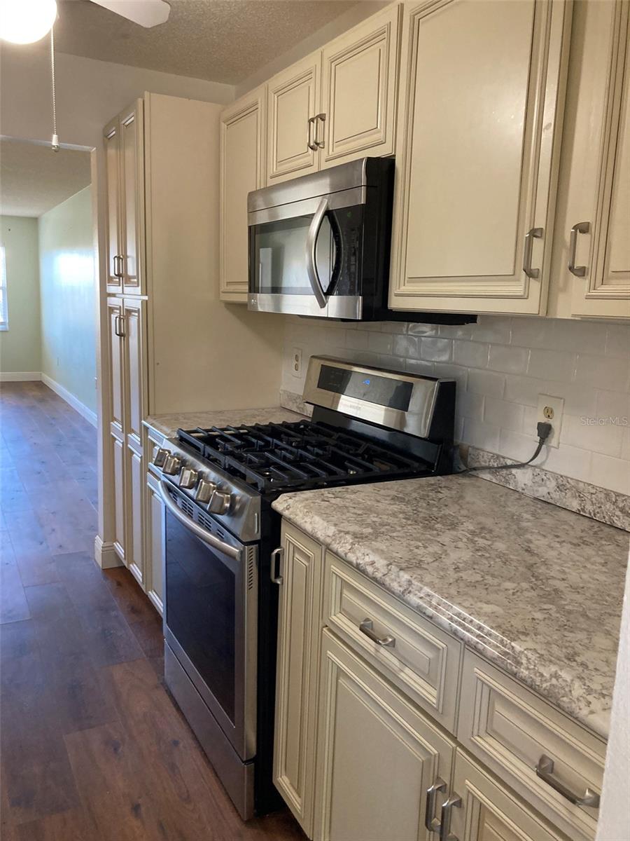 Image 12 of 69 For 5725 80th Street N 315