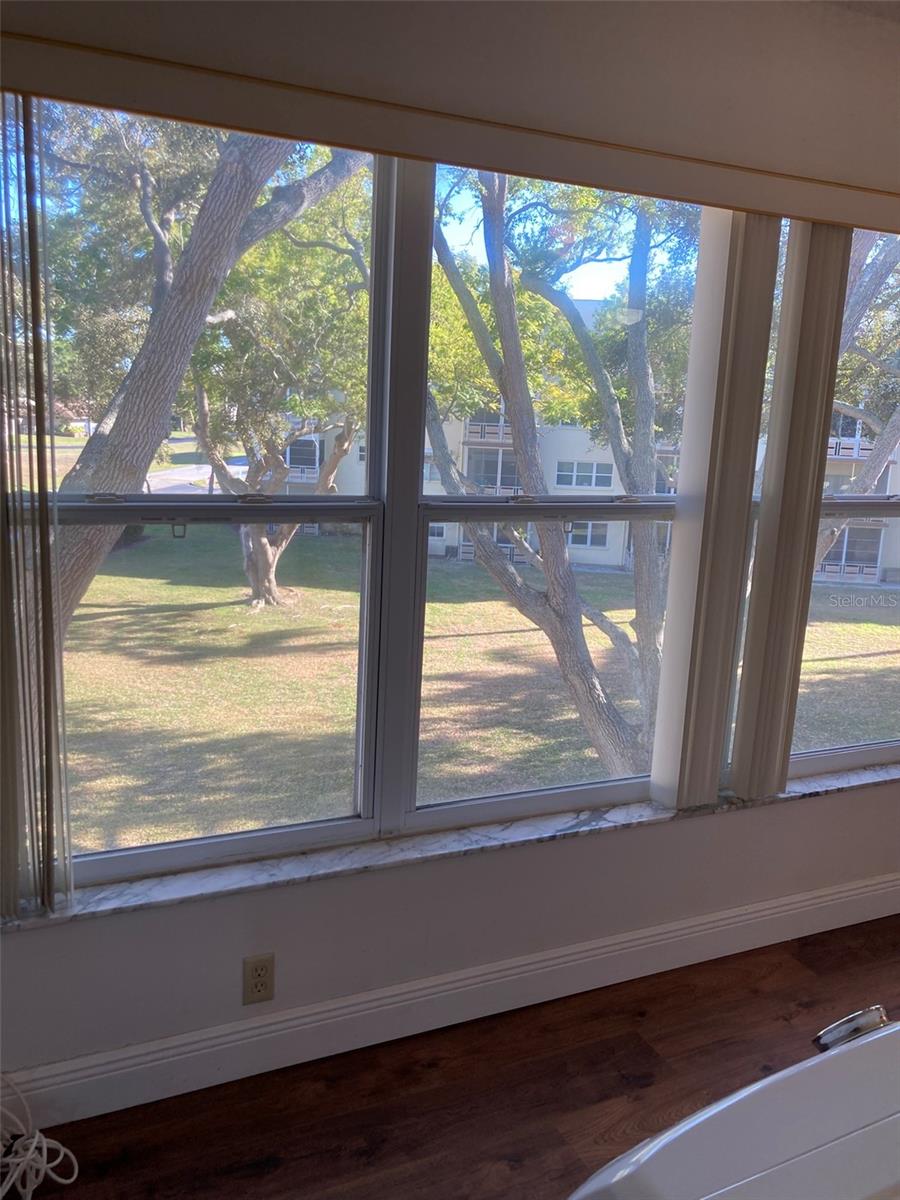 Image 13 of 69 For 5725 80th Street N 315