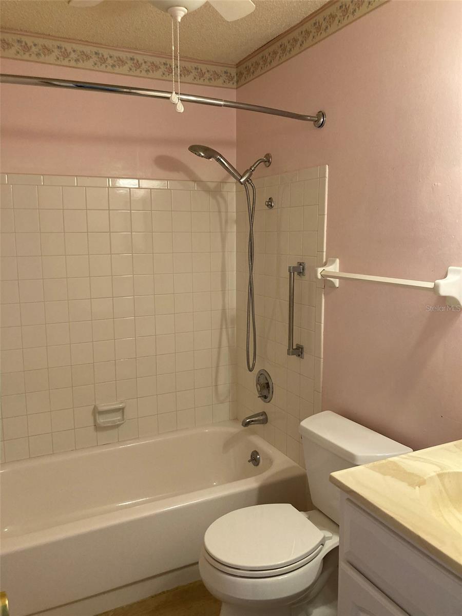 Image 32 of 69 For 5725 80th Street N 315