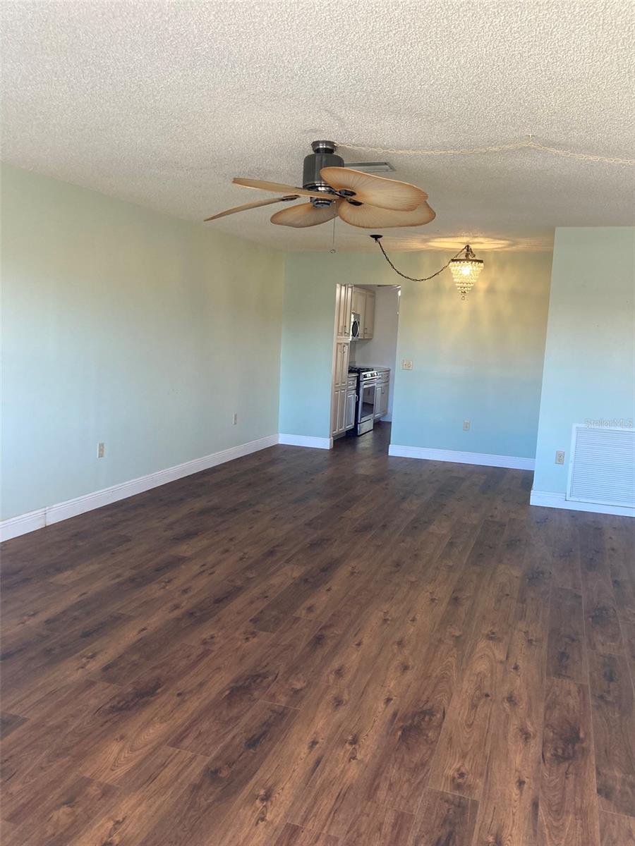 Image 4 of 69 For 5725 80th Street N 315