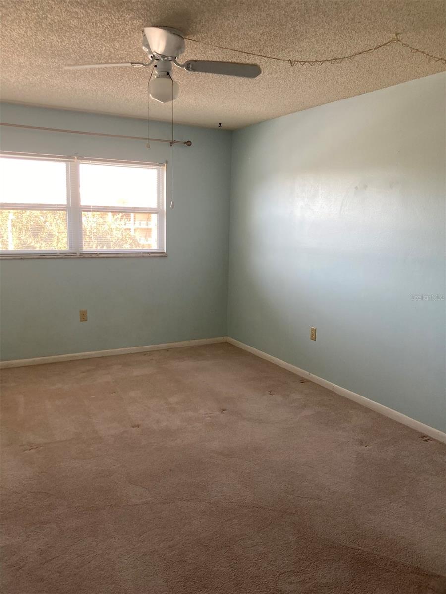 Image 43 of 69 For 5725 80th Street N 315