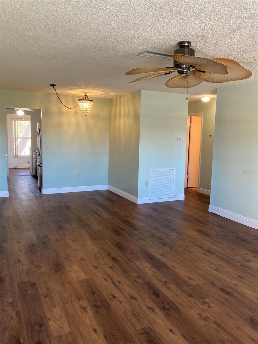 Image 6 of 69 For 5725 80th Street N 315