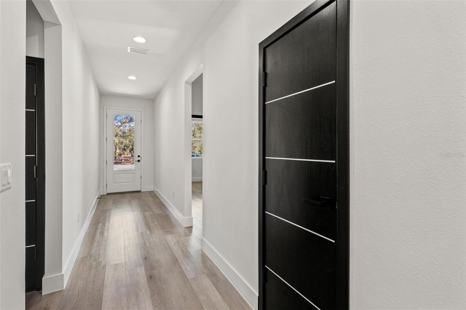 Image 6 of 52 For 7784 Galena Avenue