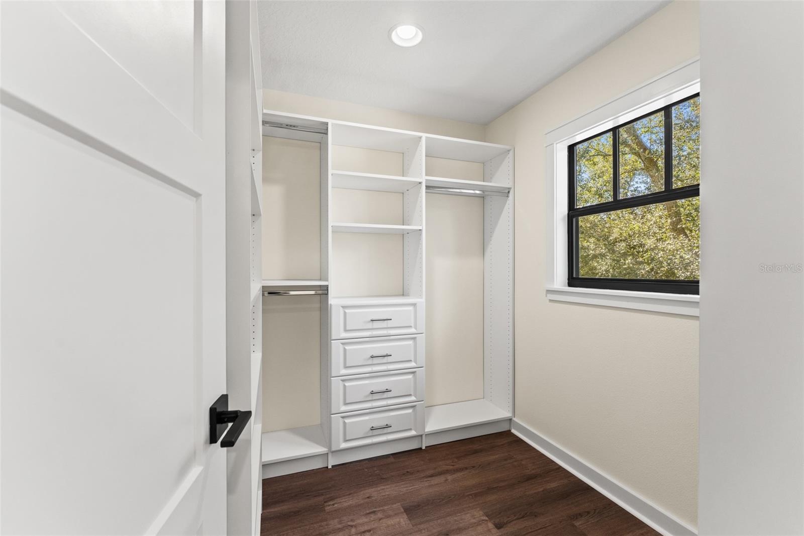 Image 25 of 36 For 2303 Jefferson Street