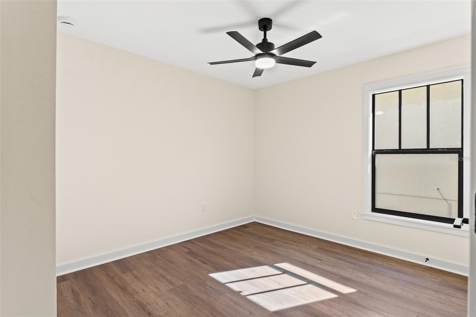 Image 28 of 36 For 2303 Jefferson Street