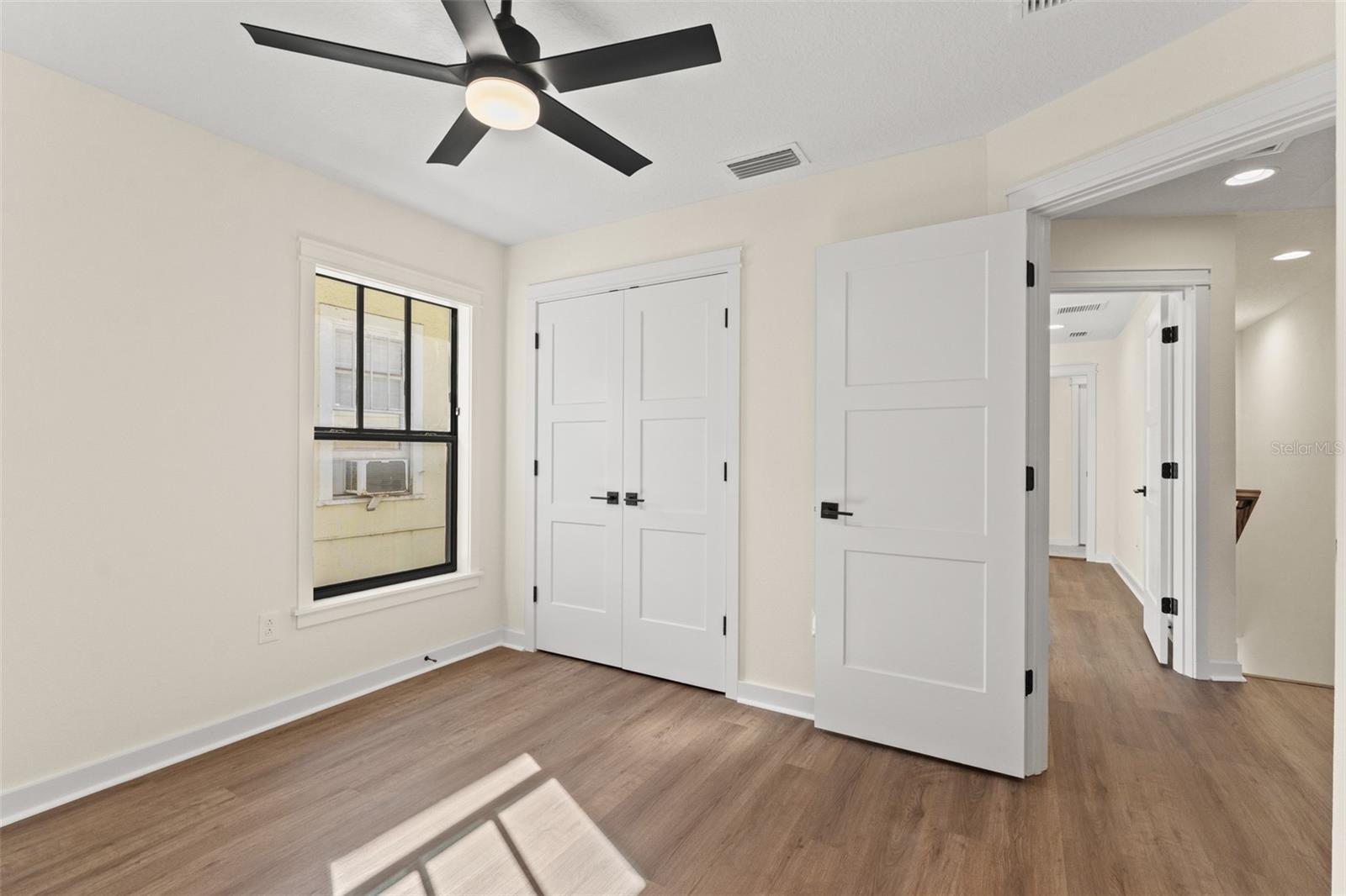 Image 29 of 36 For 2303 Jefferson Street