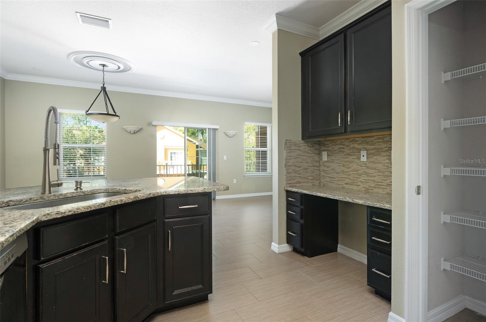 Image 14 of 44 For 7001 Interbay Boulevard 337