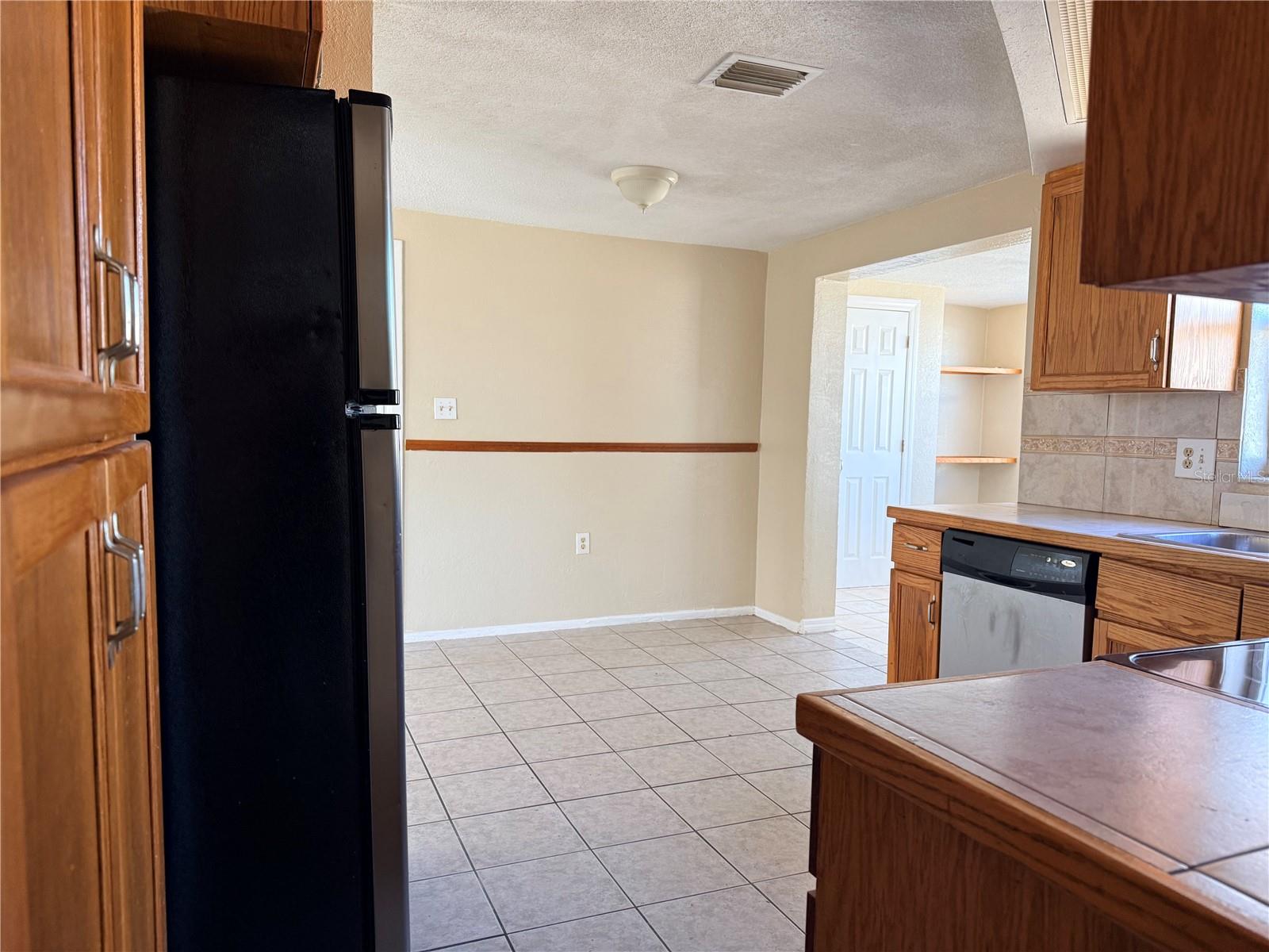 Image 9 of 21 For 7303 Deerfield Drive