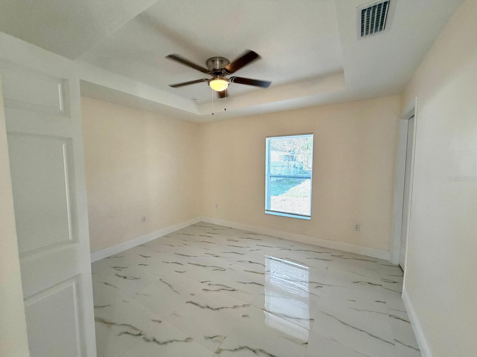 Image 26 of 68 For 15547 Charmwood Drive