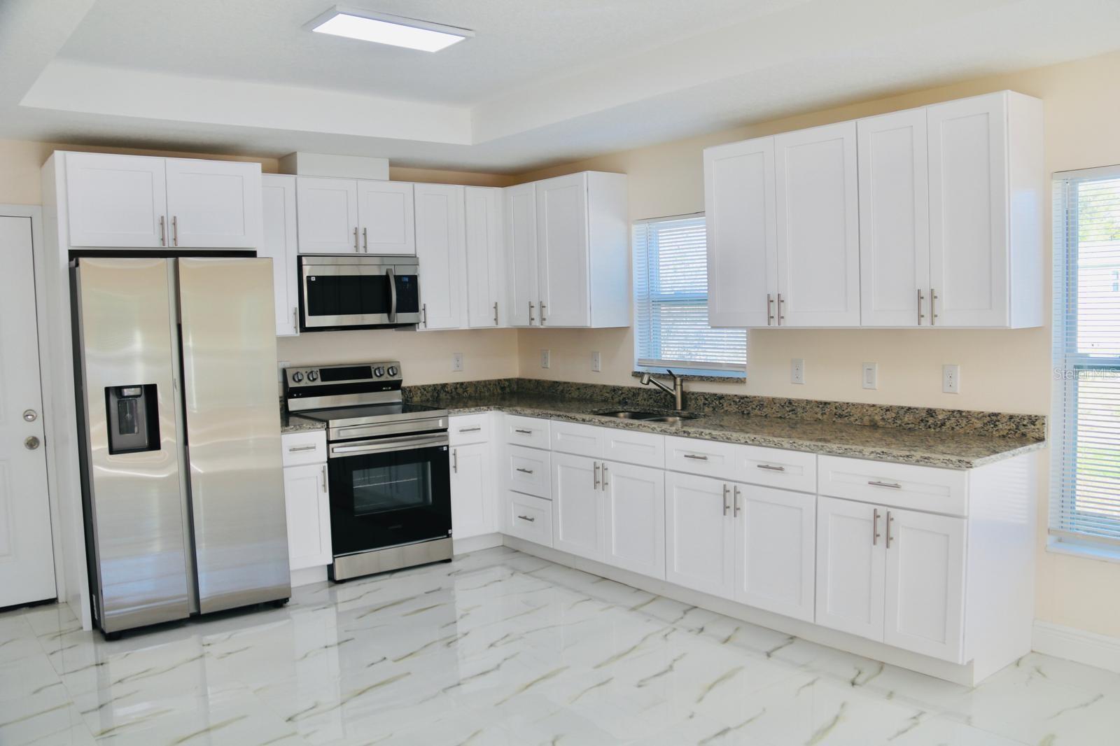 Image 29 of 68 For 15547 Charmwood Drive