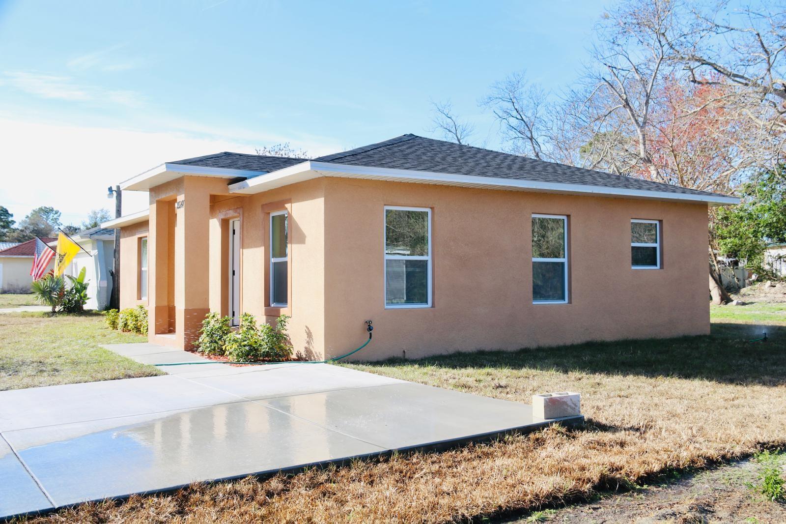 Image 3 of 68 For 15547 Charmwood Drive