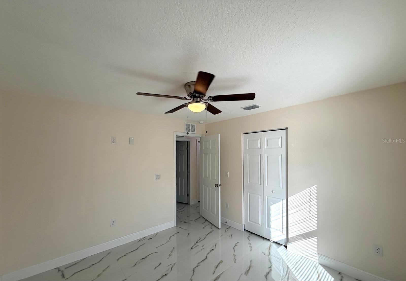 Image 32 of 68 For 15547 Charmwood Drive