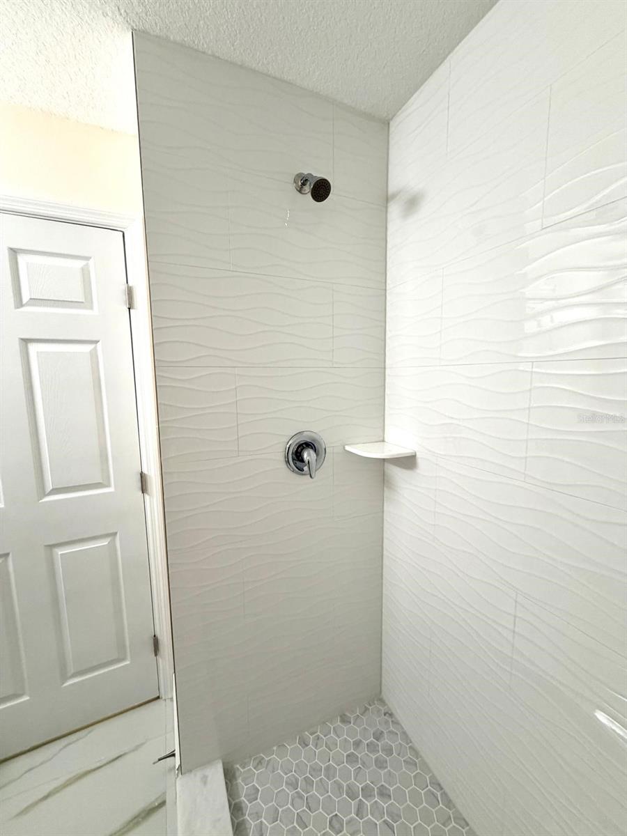 Image 48 of 68 For 15547 Charmwood Drive