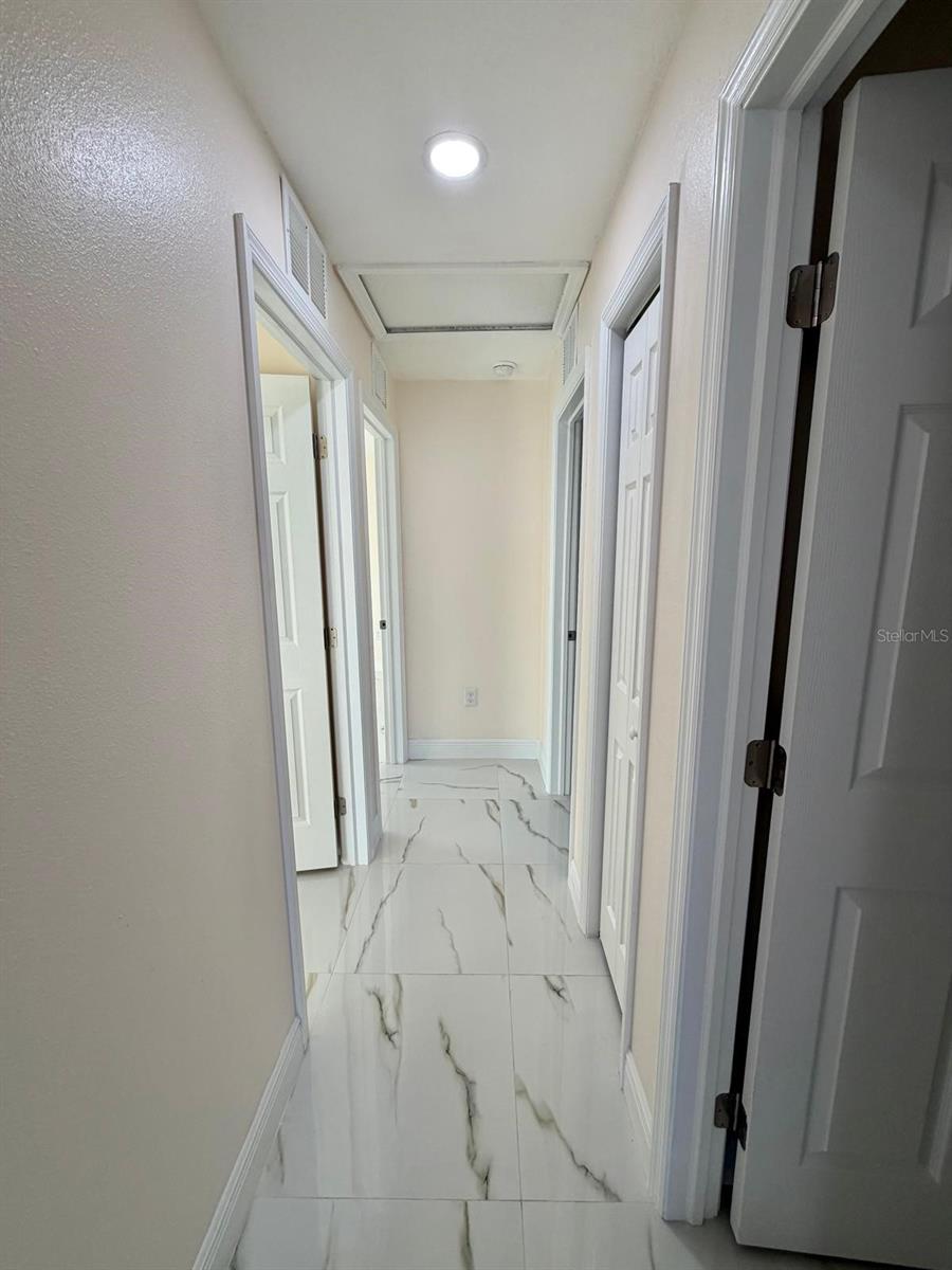 Image 8 of 68 For 15547 Charmwood Drive