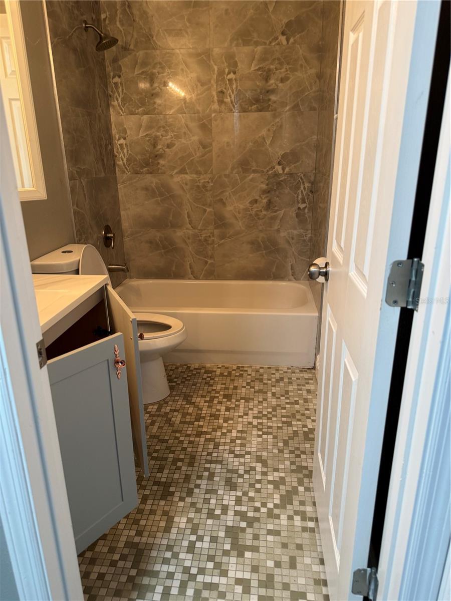 Image 5 of 12 For 9009 Tudor Drive G110