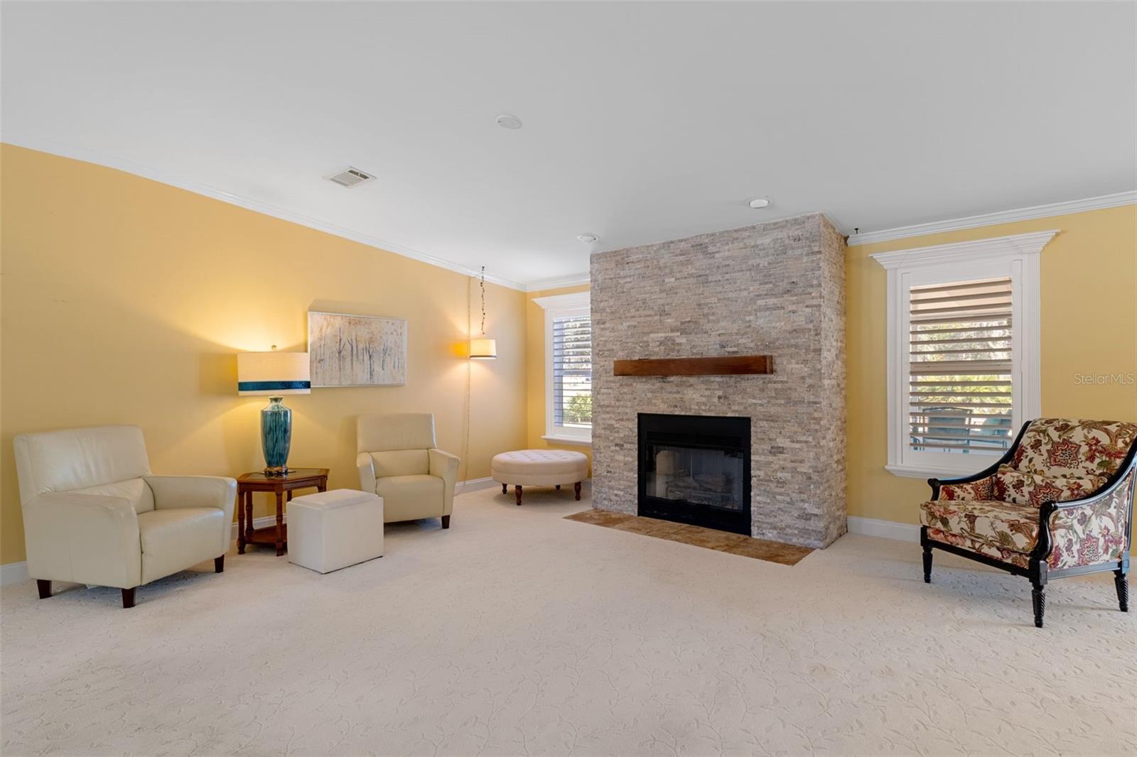 Image 11 of 53 For 102 Woody Court