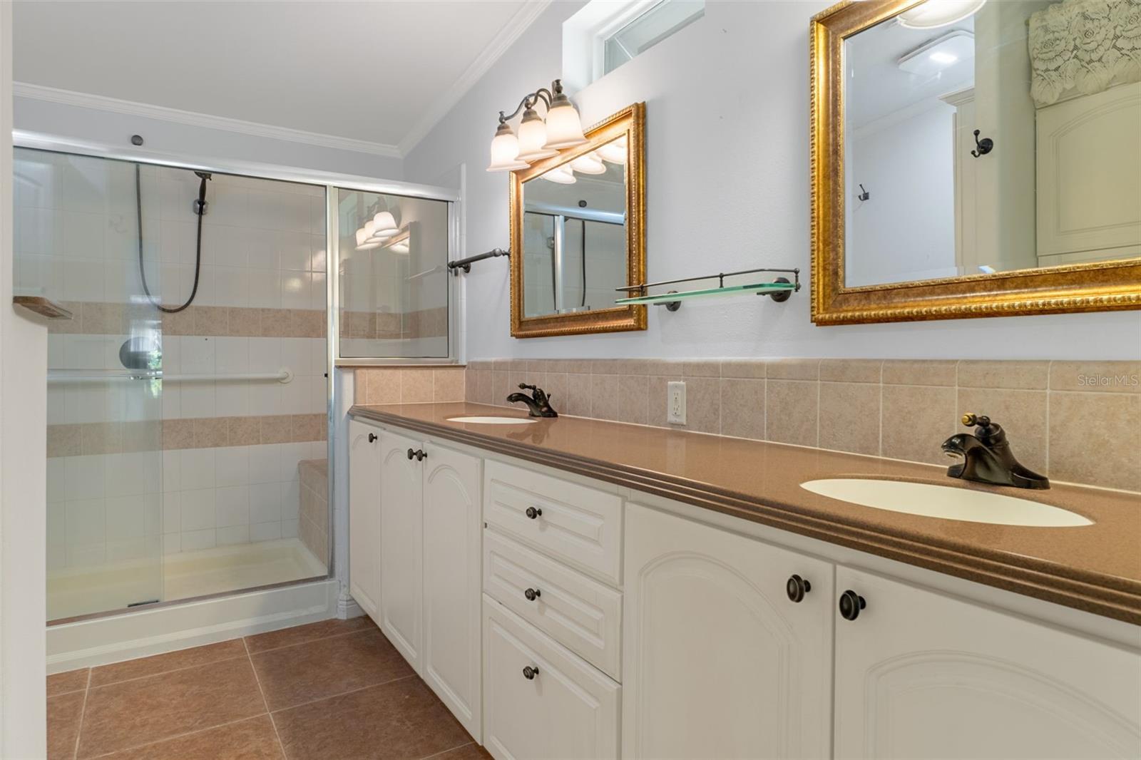 Image 30 of 53 For 102 Woody Court