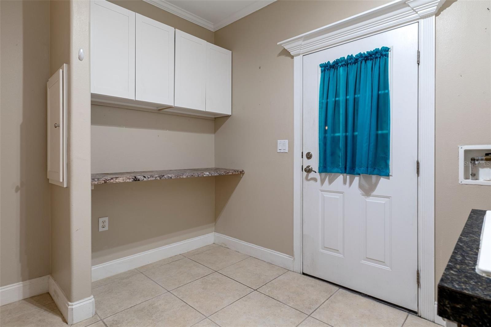 Image 39 of 53 For 102 Woody Court