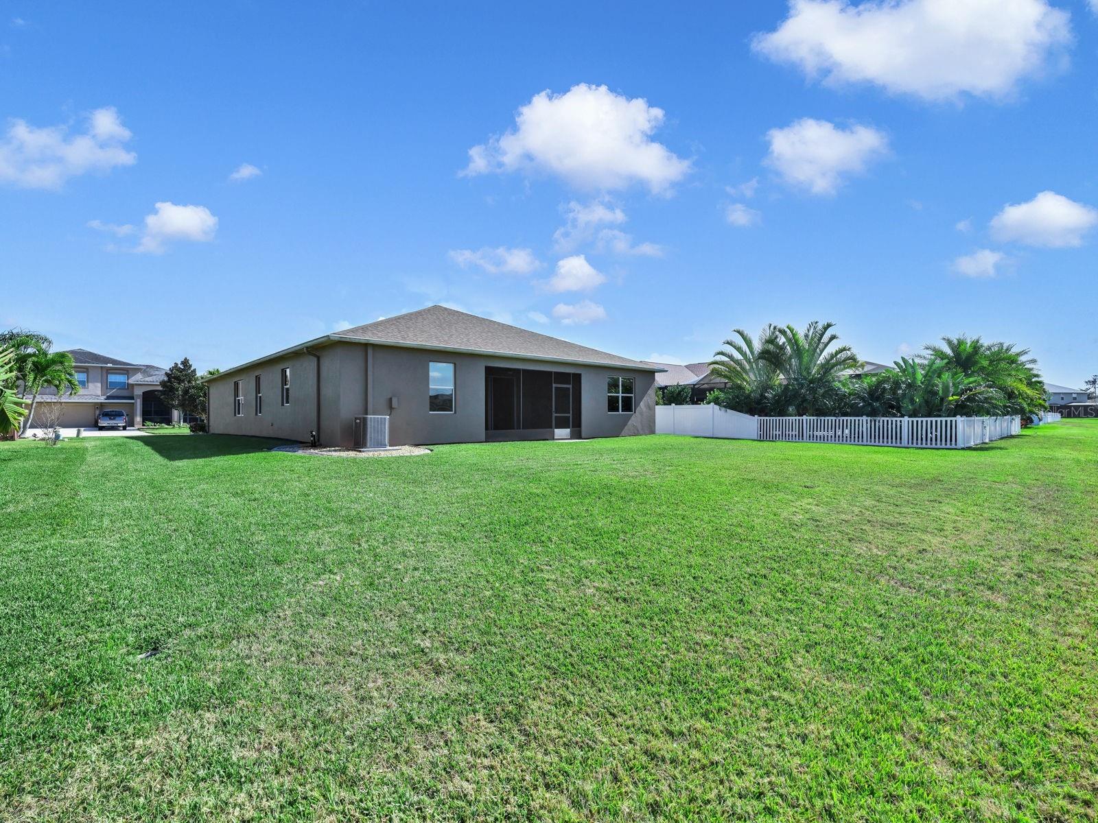 Image 32 of 40 For 2415 Cumberland Cliff Drive