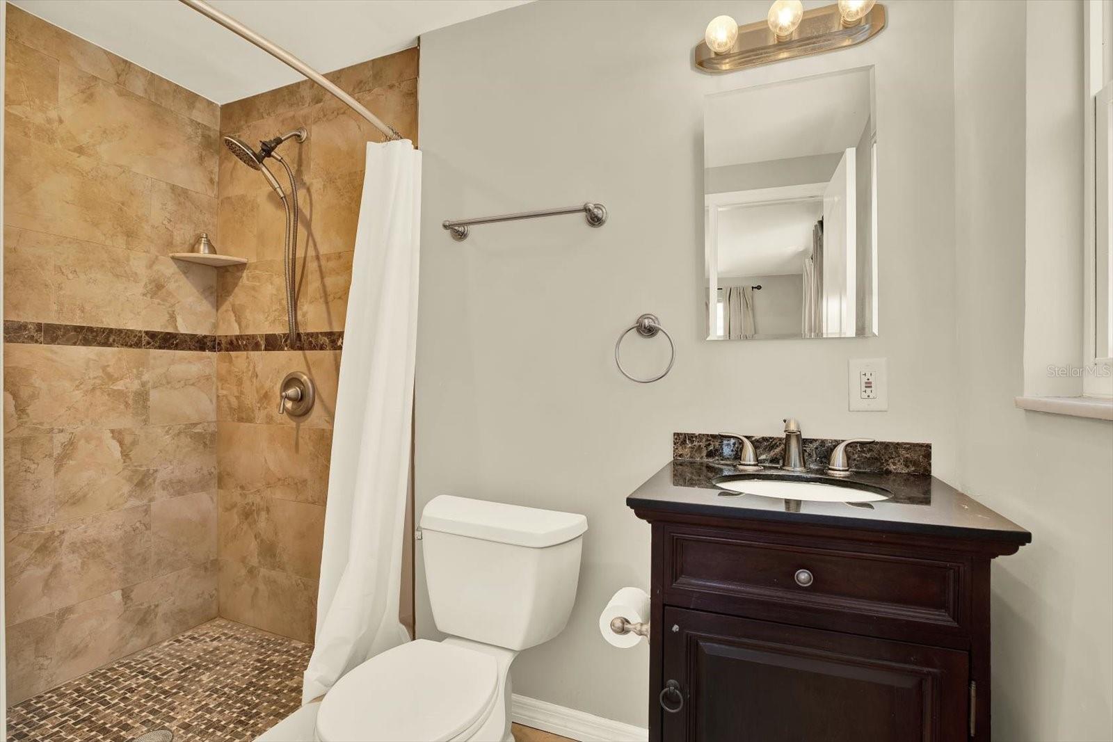 Image 21 of 39 For 11404 52nd Street