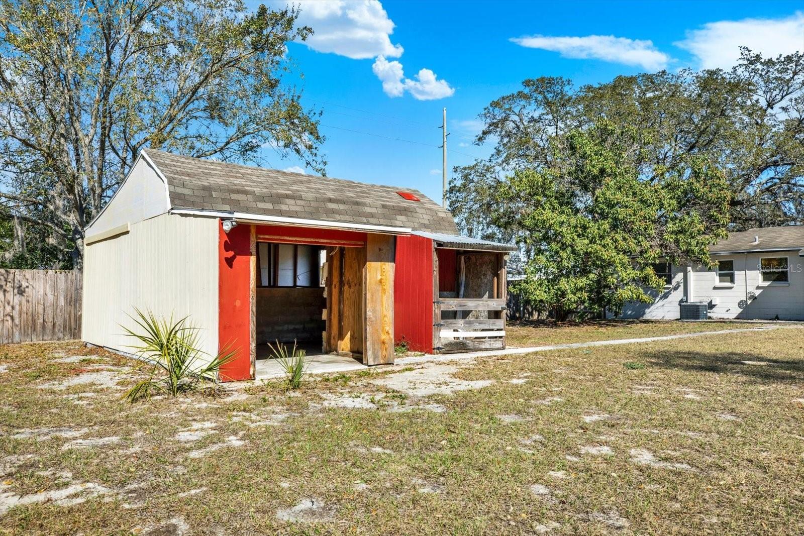 Image 26 of 39 For 11404 52nd Street