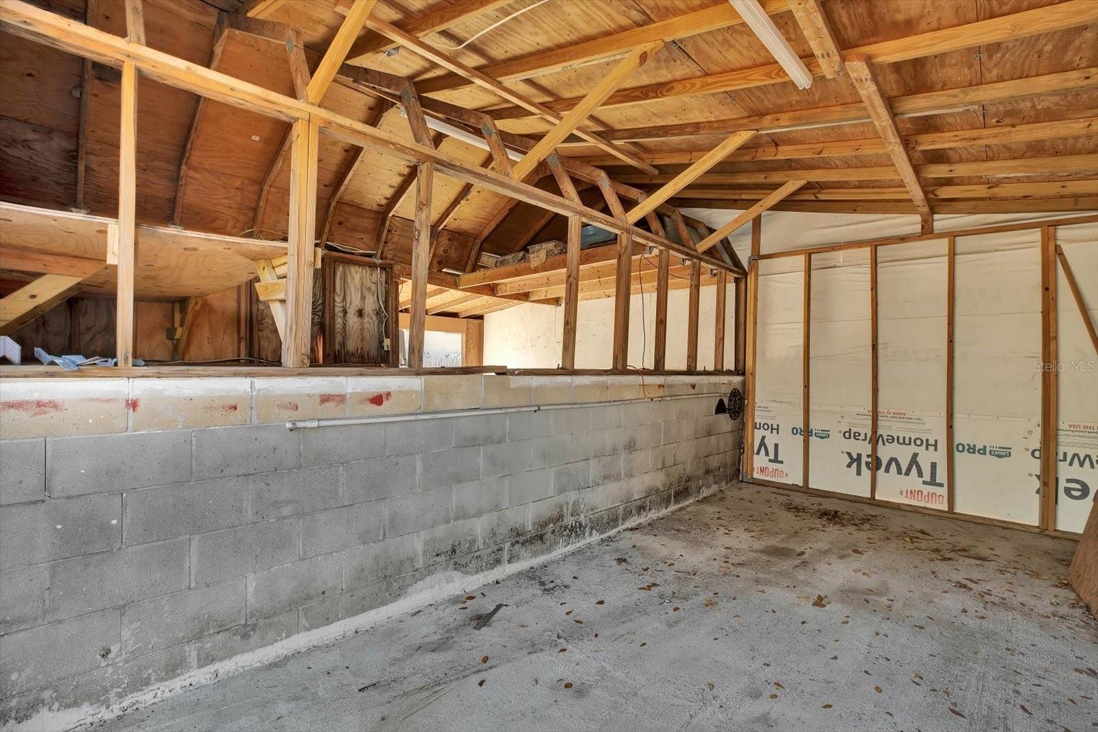 Image 27 of 39 For 11404 52nd Street