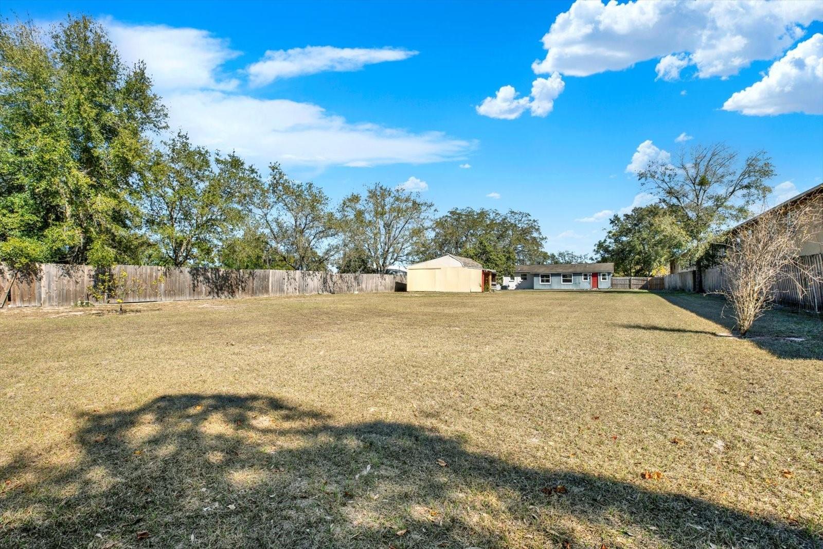 Image 29 of 39 For 11404 52nd Street