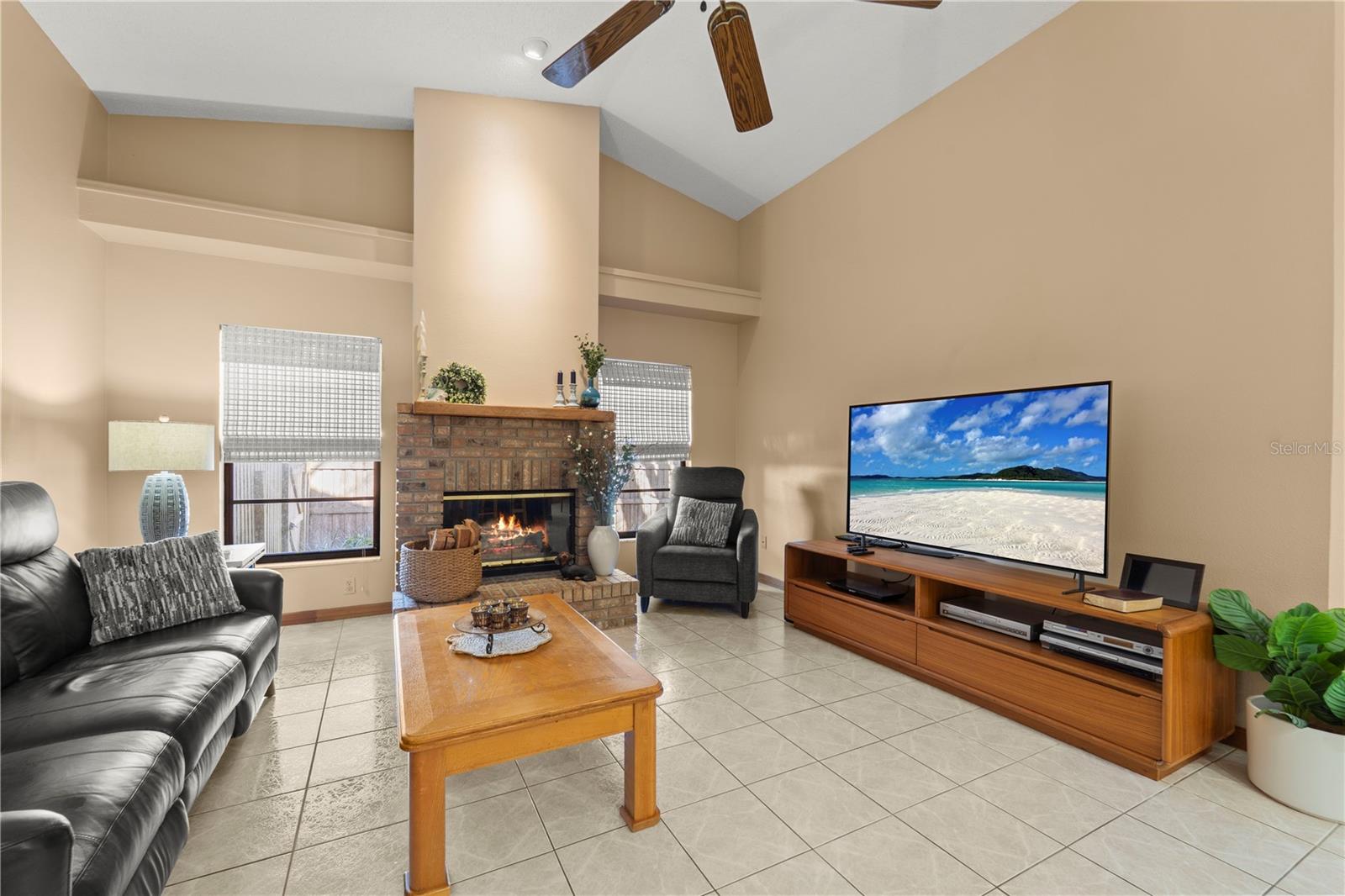 Image 14 of 44 For 1843 Juanita Court