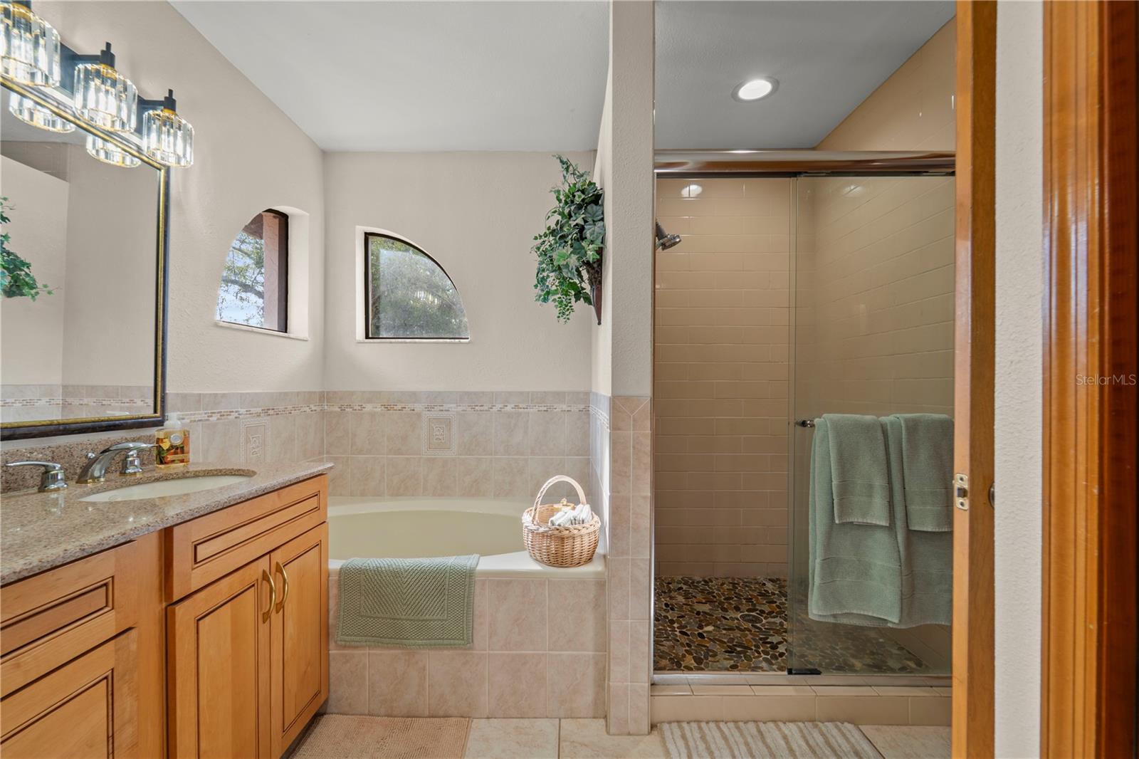 Image 22 of 44 For 1843 Juanita Court