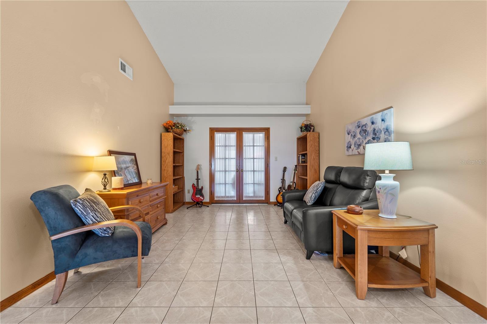 Image 5 of 44 For 1843 Juanita Court